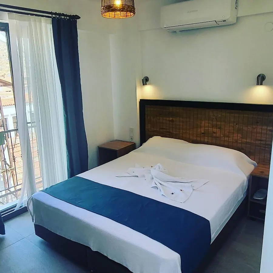 Picasso Suites Çeşme Gazde/Camere de închiriat