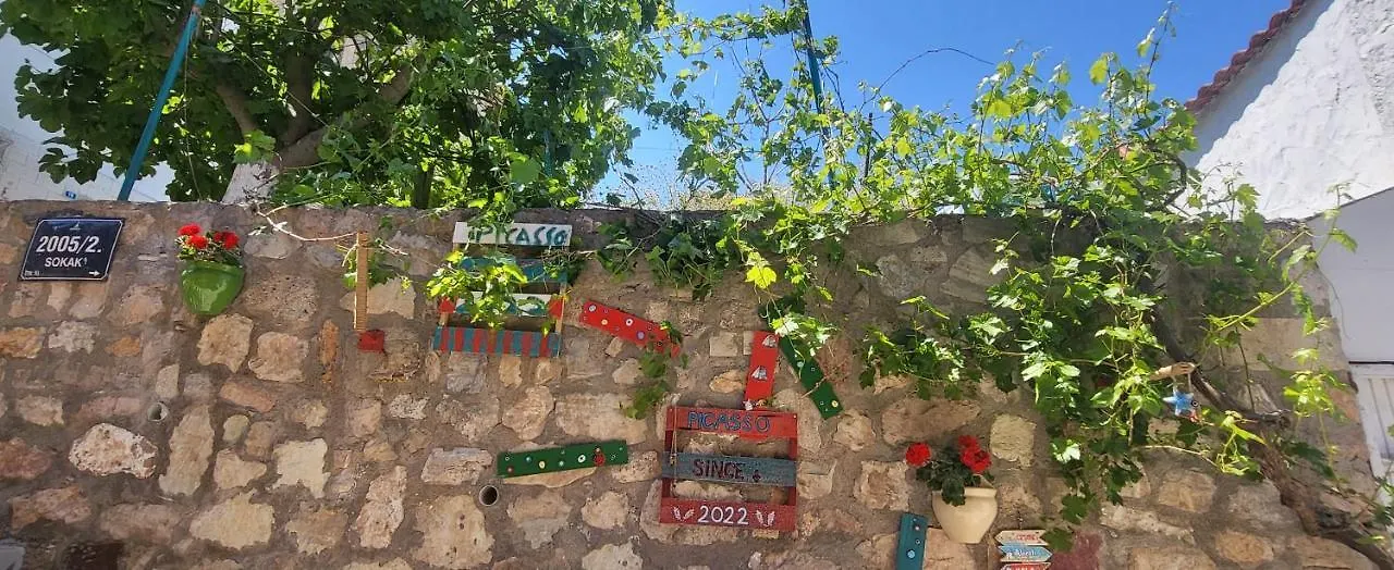 Gazde/Camere de închiriat Picasso Suites Çeşme Turcia