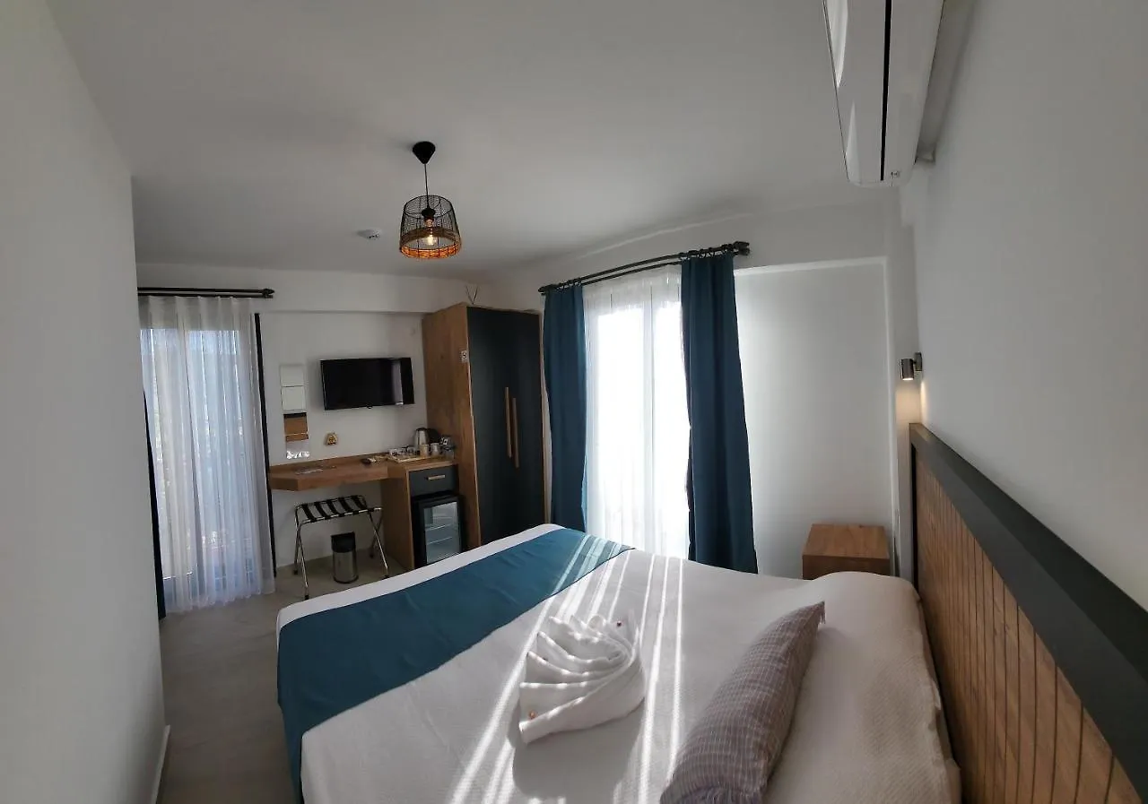 Picasso Suites Çeşme 0*,