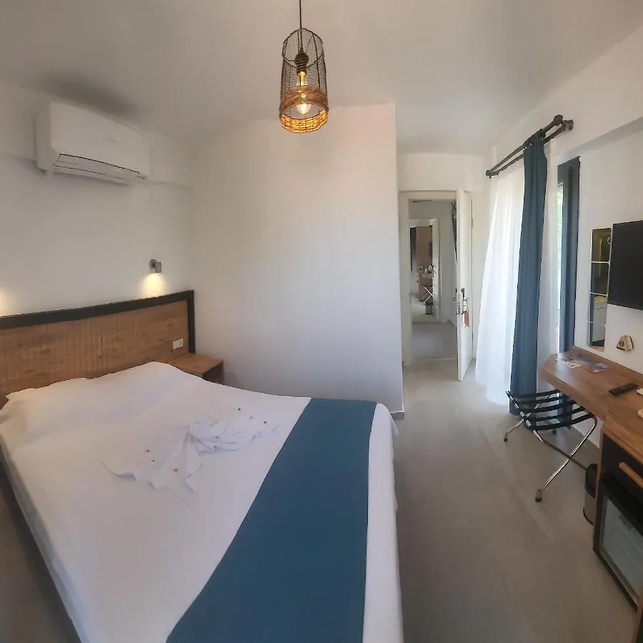 Picasso Suites Çeşme 0*,
